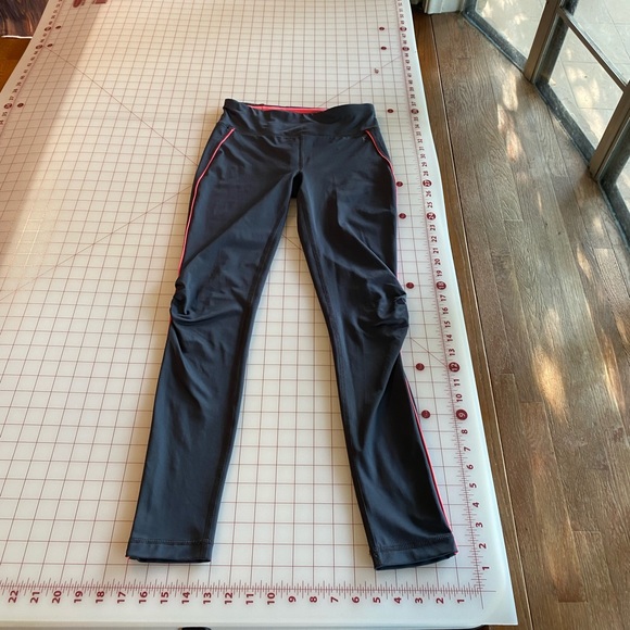 Danskin now size XS grey gray & orange stretchy workout yoga leggings fit - Picture 11 of 15